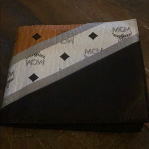 Men’s mcm wallet